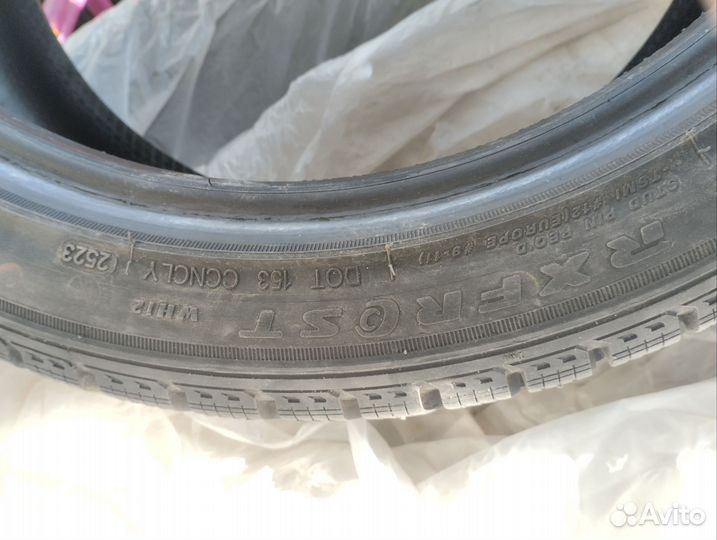 RoadX RX Frost WH12 225/45 R18 95T