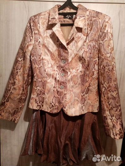 Костюм пиджак и юбка 46