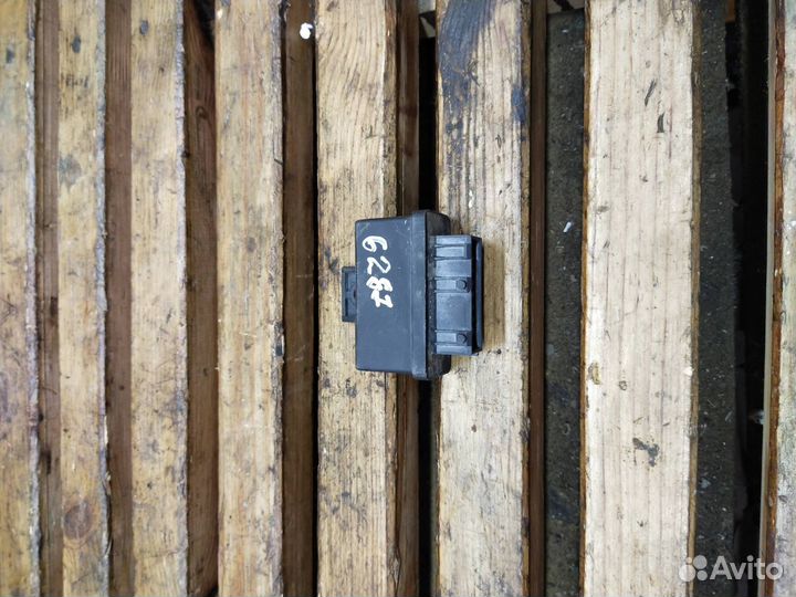 Реле бензонасоса Peugeot 206 2000 240107