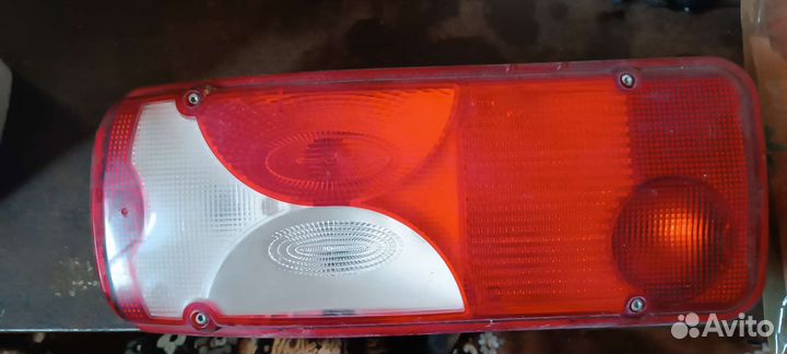 Фонарь задний левый Scania