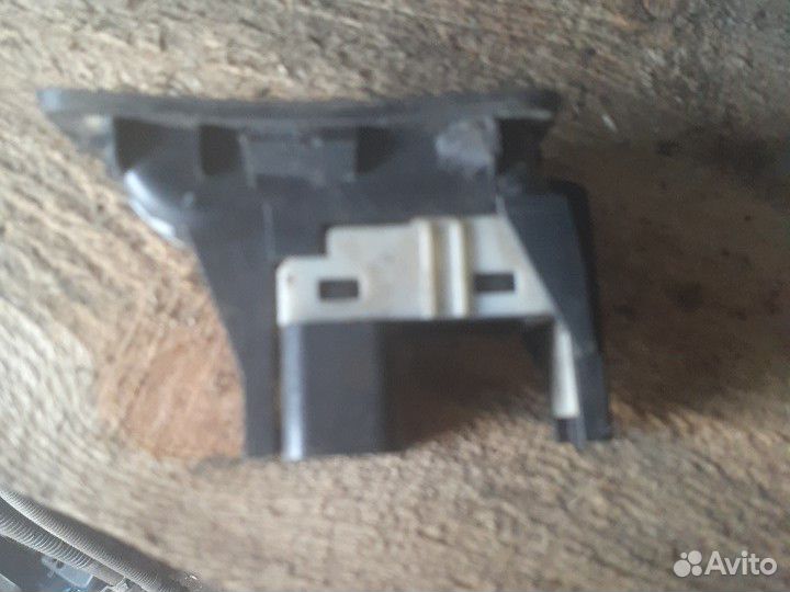 Кнопка складывания сидений Митсубиси Аутлендер XL