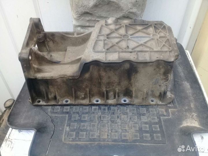 Поддон масленый 2.0 Ford Focus 1 split port
