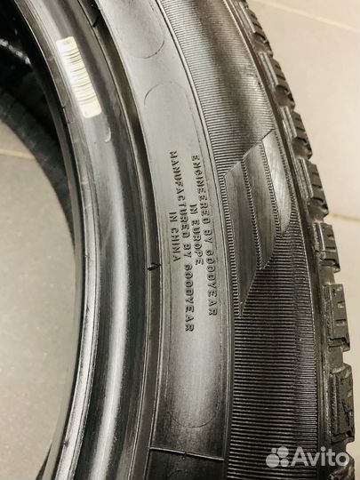 Goodyear EfficientGrip SUV 235/50 R19 99V