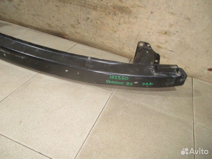 Усилитель заднего бампера VW Passat (B5)