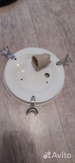 Светильник потолочный