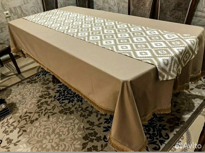 Скатерть на стол. Водотталкиваюшие скатерти