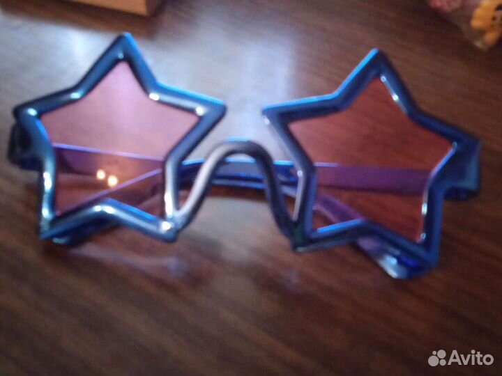 Очки от солнца женские