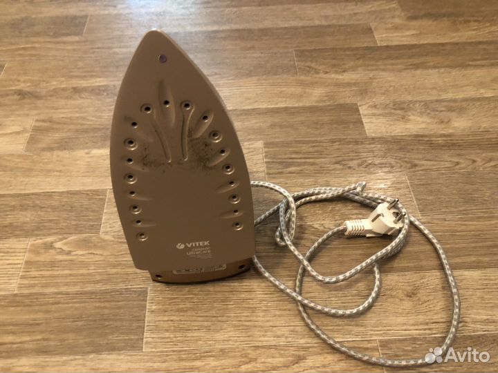 Очень хороший утюг vitek