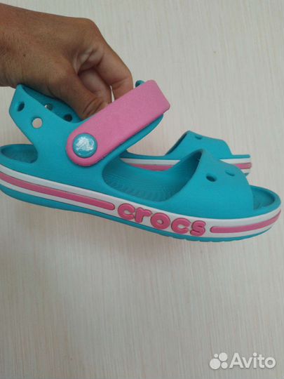 Сандалии crocs c11