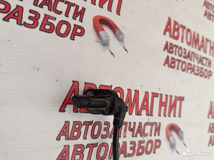 Датчик абс задний правый Рено Аркана