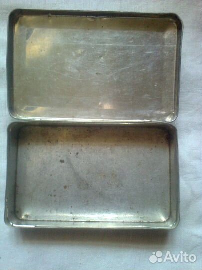 Коллекционная Жестяная коробка