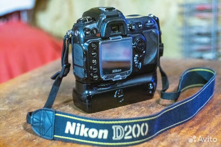 Фотоаппарат Nikon d200