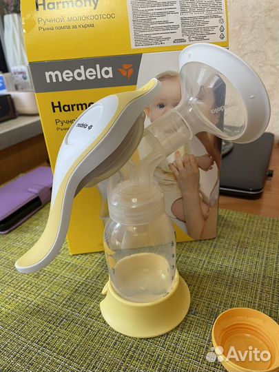 Молокоотсос medela ручной
