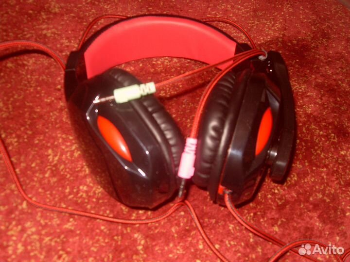 Игровые наушники с микрофоном