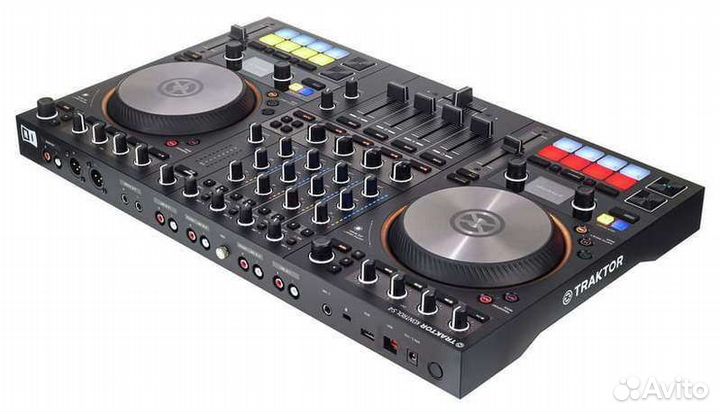 Dj контроллер traktor Kontrol S4 mk 3