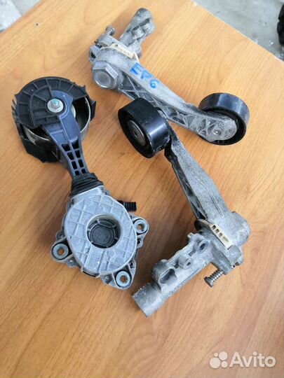 Ролик натяжитель приводного ремня Пежо Ситроен