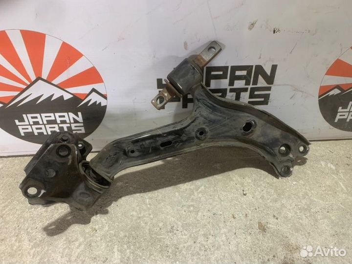 Рычаг нижний передний левый Honda Cr-V 4 RM1 RM4