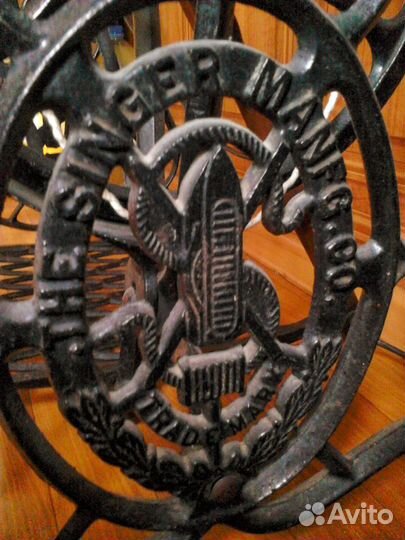 Швейная машина Singer