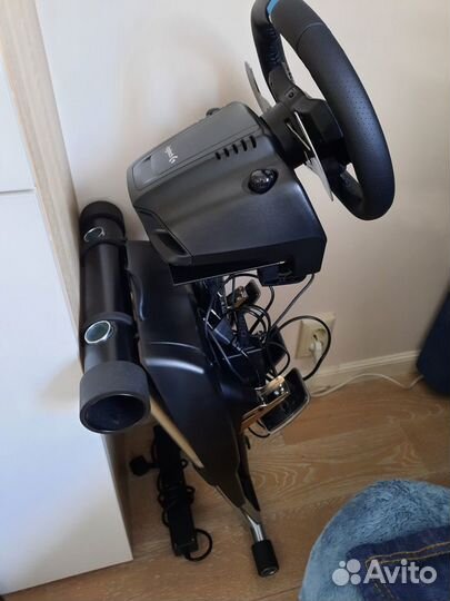 Игровой руль Logitech G29 + стойка для руля