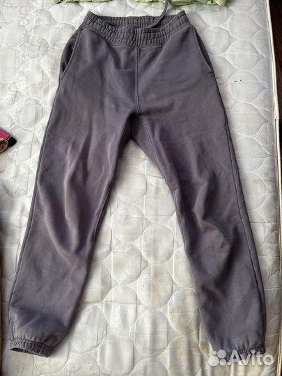 Мужской спортивный костюм