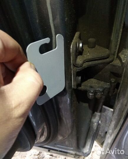 Комплект пластин из нерж. VAG от провисания дверей