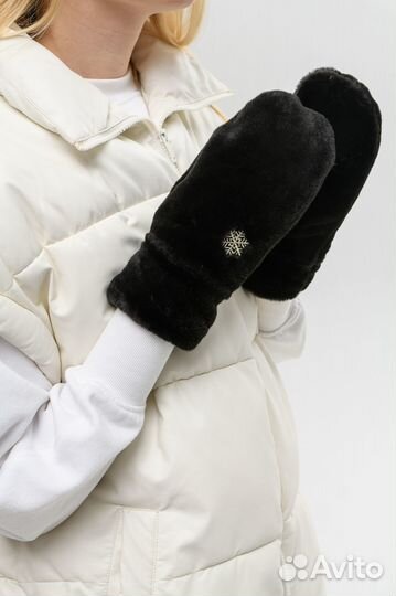 Варежки и перчатки оптом (черные, белые, бежевые)