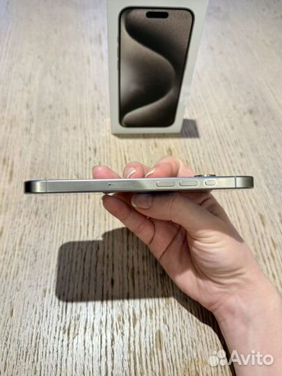 iPhone 15 Pro, 512 ГБ