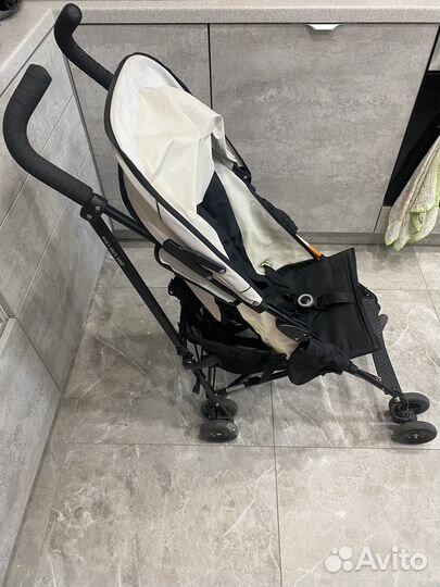 Коляска трость Maclaren