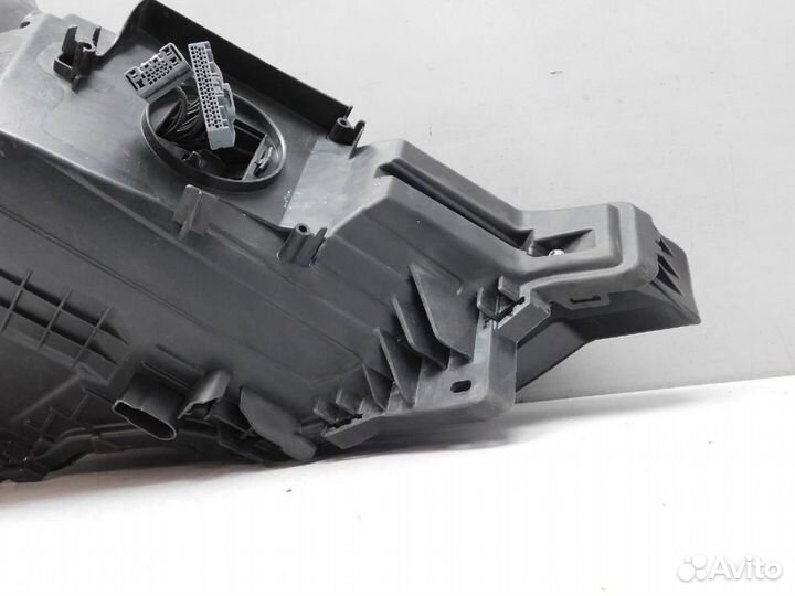 Фара левая Volvo XC60