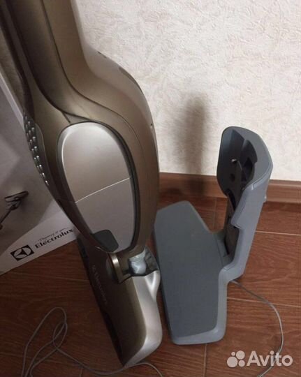 Пылесос Electrolux ergorapido 2 в 1