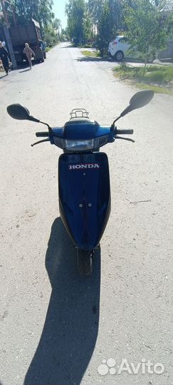 Скутер Honda Dio af 18