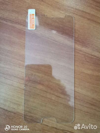 Стекло на Honor 10
