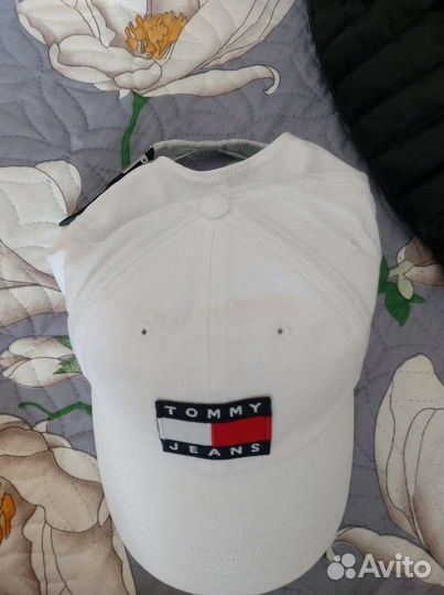 Tommy hilfiger кепка