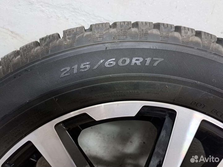 Laufenn I Fit Ice LW 71 215/60 R17