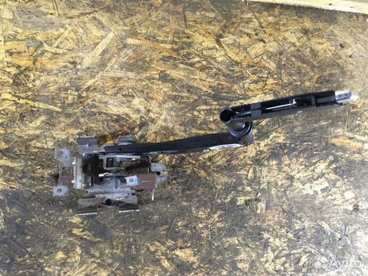 Ручка ручного тормоза Peugeot 408 седан 1 2014