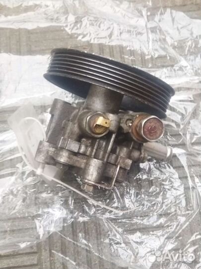 Насос гур на mitsubishi лансер10 4б10, 4б11, 4б12