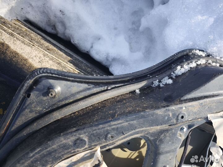 Kia rio 2 дверь задняя левая хэтчбек