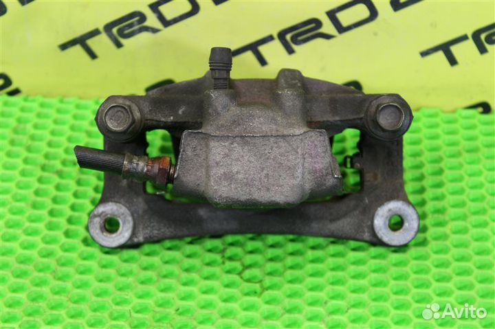 Суппорт задний правый Mitsubishi Outlander CW5W