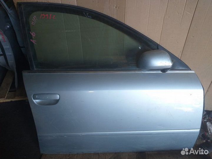 Дверь передняя правая Audi A6 4B2 1997