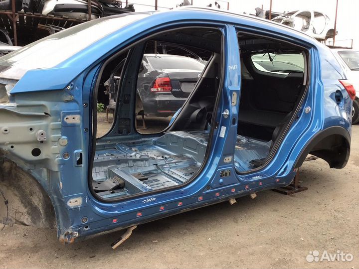 Порог со стойкой левый Kia Sportage 2010-2015