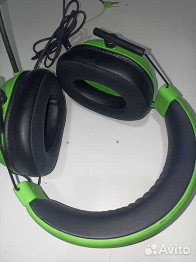 Наушники Razer BlackShark V2 X зеленый