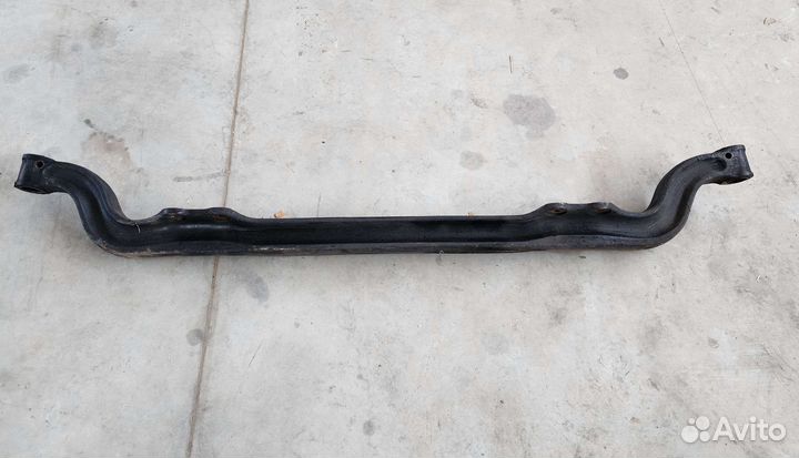 Передняя балка Hino 300