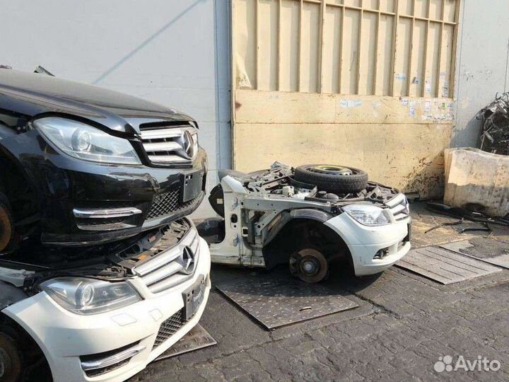 Моторы, коробки, кузовные детали