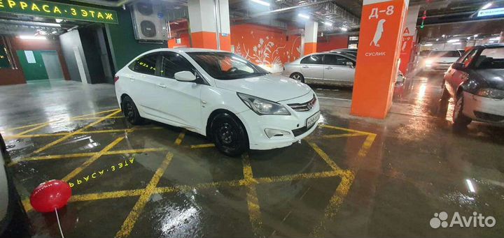 Hyundai Solaris 1.6 AT, 2015, 214 700 км