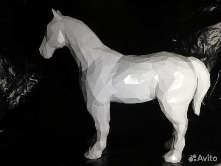 Лошадь модель
