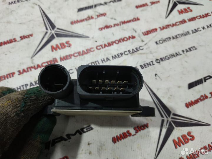 Реле свечей накала w211 om642 Mercedes