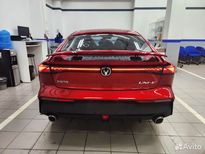 Changan UNI-V 1.5 AMT, 2023
