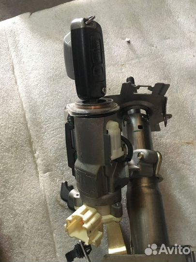 Замок зажигания с ключом (Geely Emgrand X7)