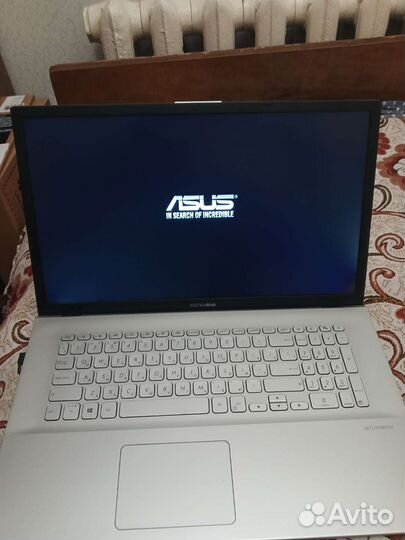 Asus vivobook M712DA