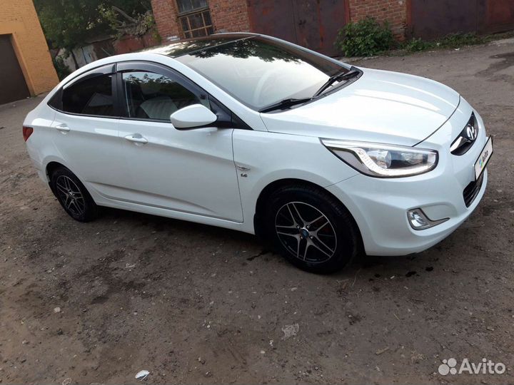 Hyundai Solaris 1.6 AT, 2014, 184 000 км